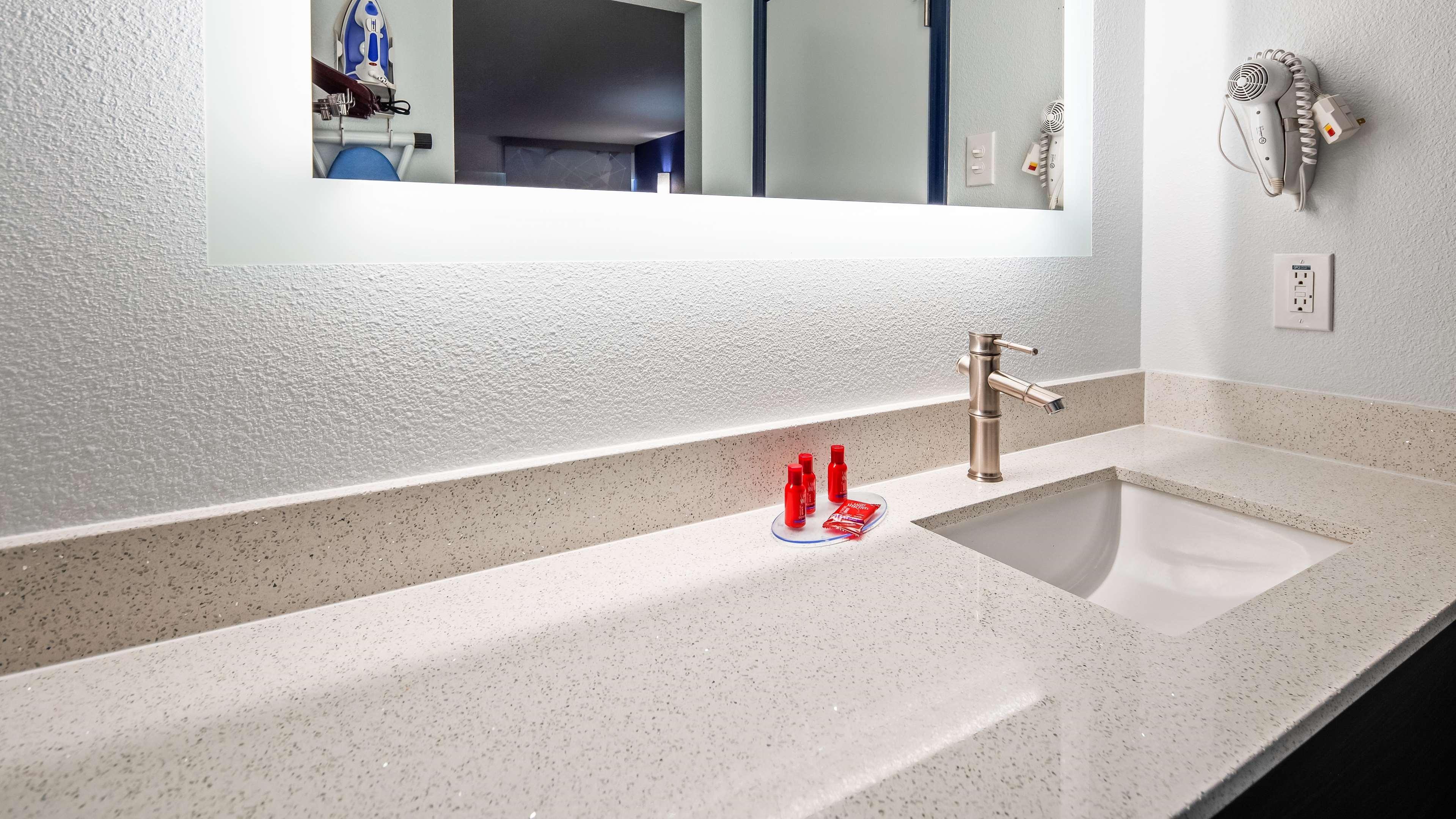 Surestay Plus Hotel By Best Western Sacramento Cal Expo Eksteriør billede