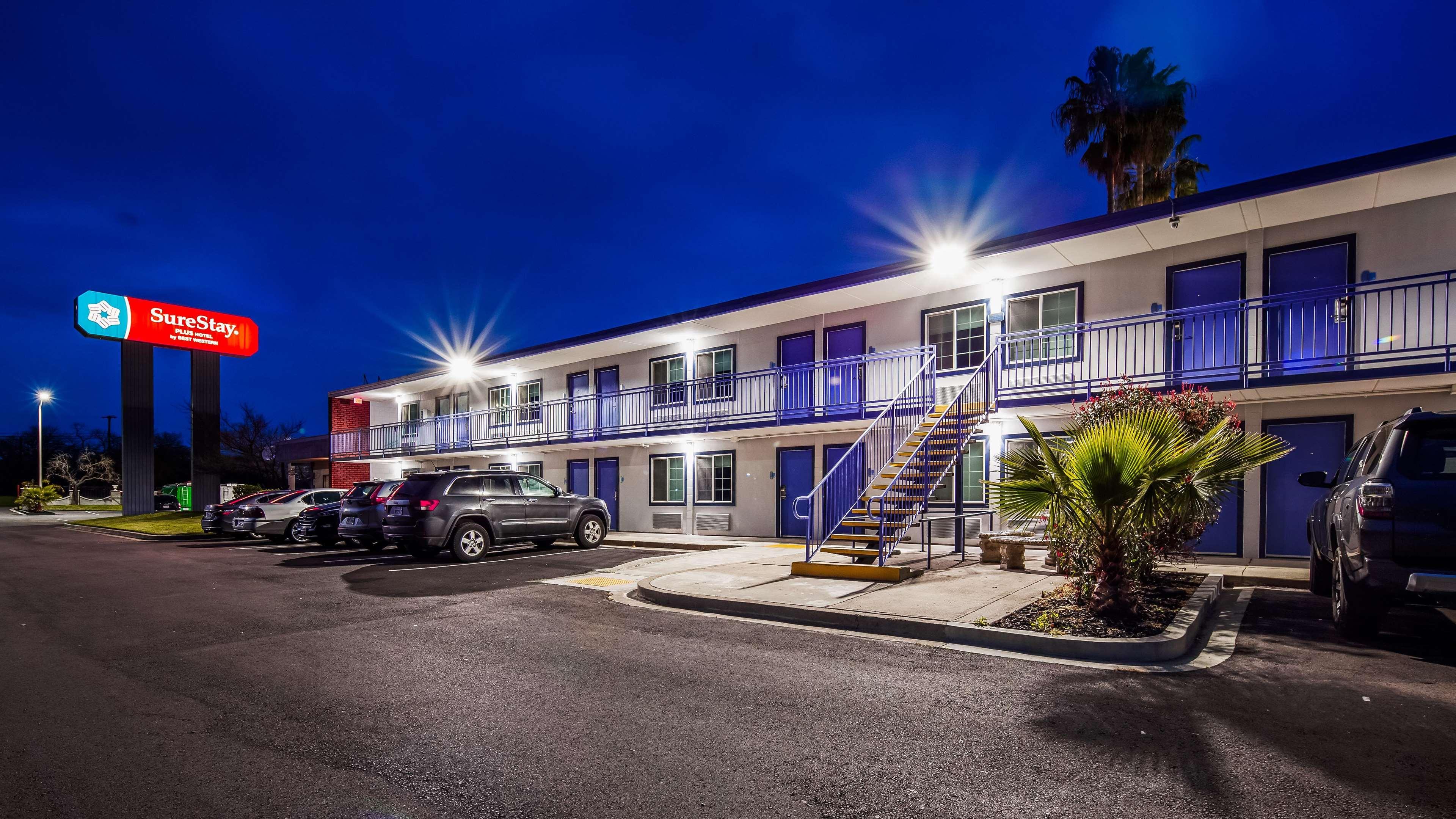 Surestay Plus Hotel By Best Western Sacramento Cal Expo Eksteriør billede