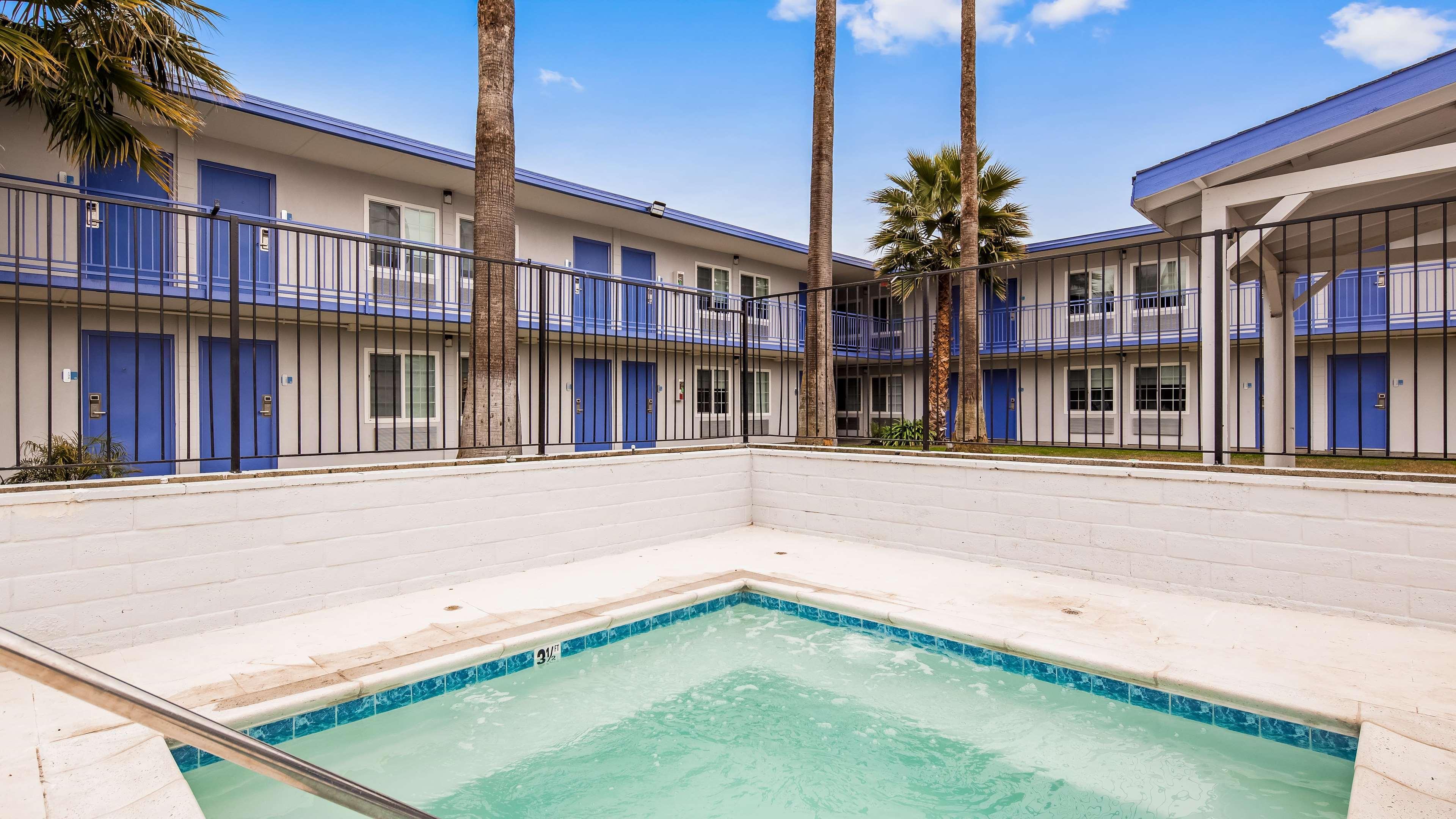Surestay Plus Hotel By Best Western Sacramento Cal Expo Eksteriør billede